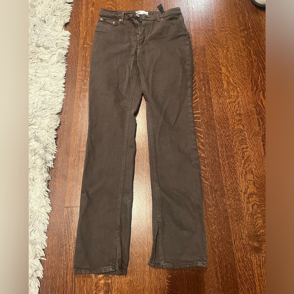 Zara brown straight leg jeans with open cut on ankle.